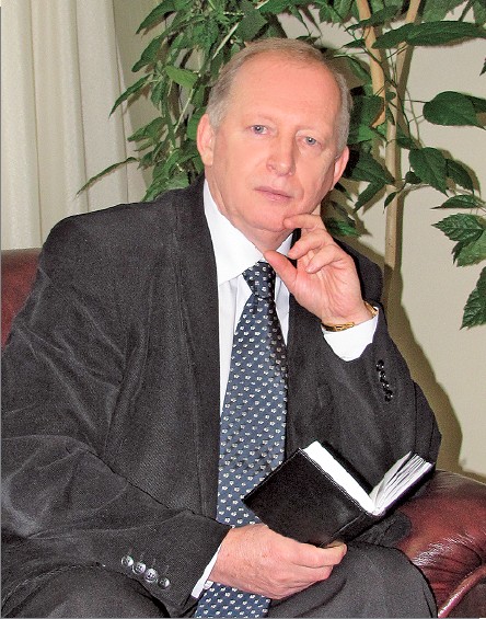 Олійник Віктор Васильович