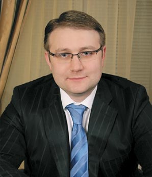 ЗАГАРІЯ Валентин Миколайович